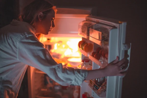 Night eating syndrome