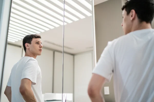 Noah Kahan and Body Dysmorphia